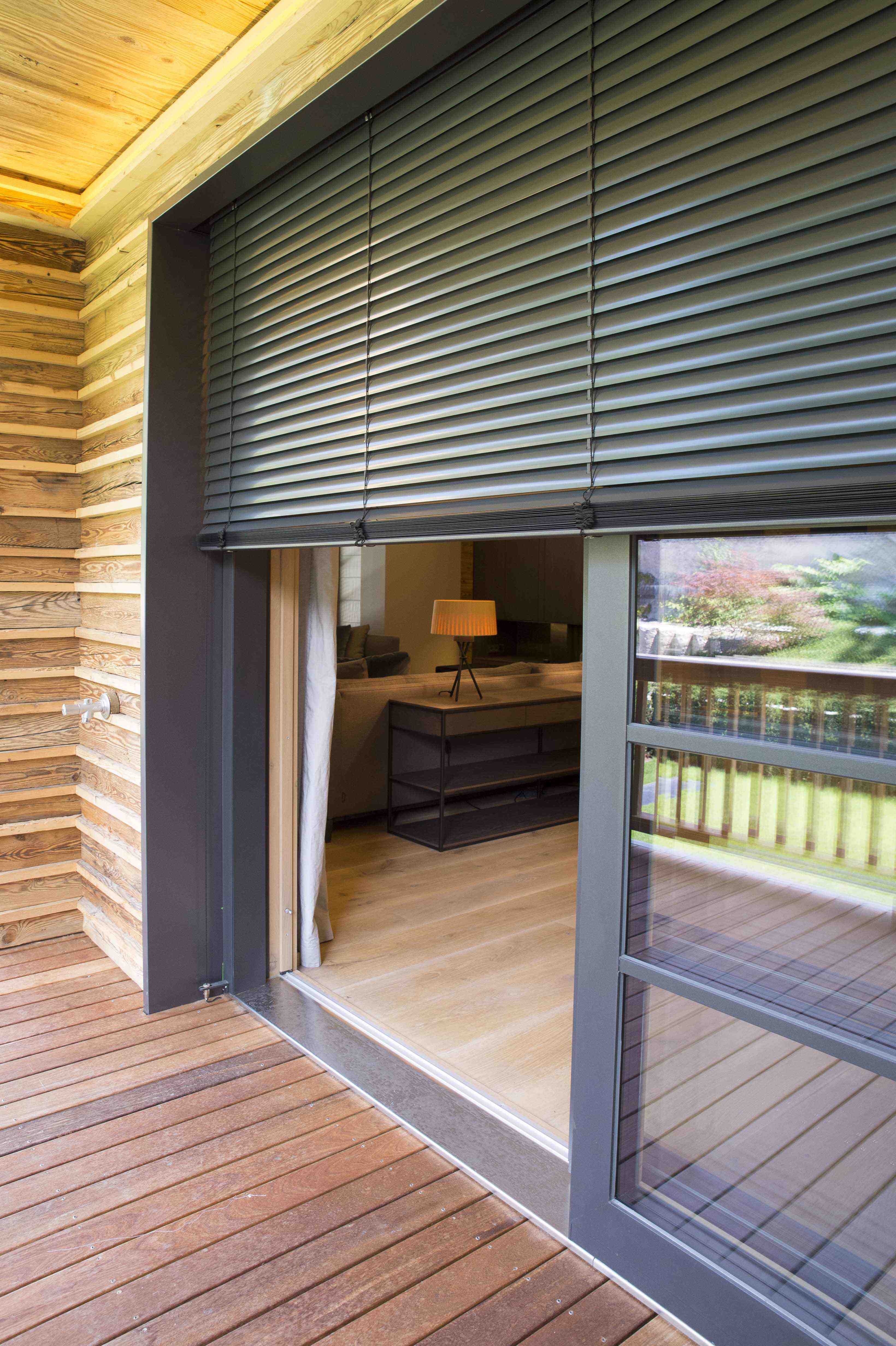 Grandhotel Kitzbühel, Aussenjalousien, Beschattung